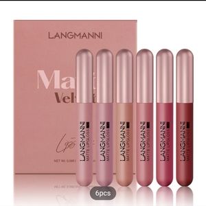 *  SOLD *  6 Pack Waterproof Lipgloss Matte Velvet Long Lasting Gloss